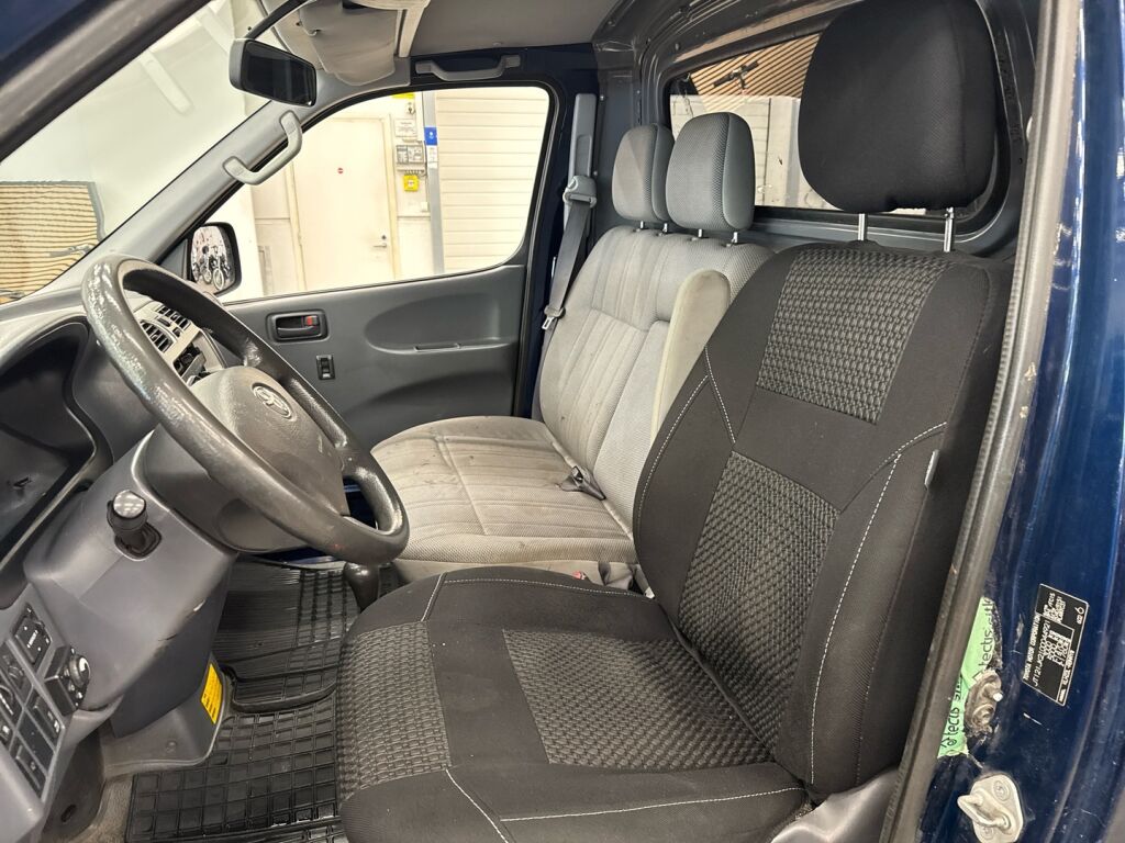 Toyota Hiace 2008 Sininen