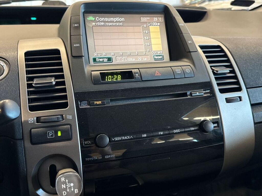 Toyota Prius 2009 Ruskea (beige)