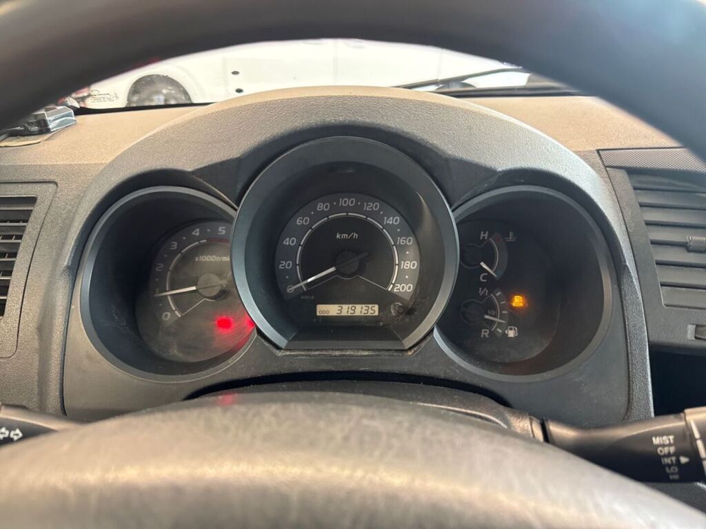 Toyota Hilux 2006 Sininen
