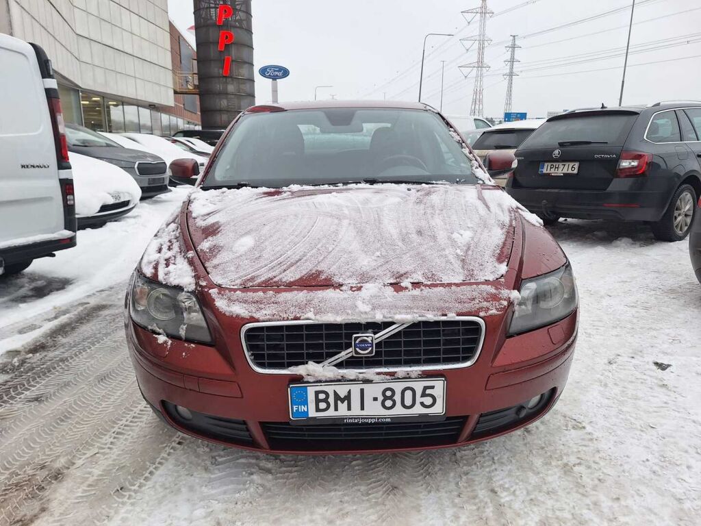 Volvo S40 2007 Punainen