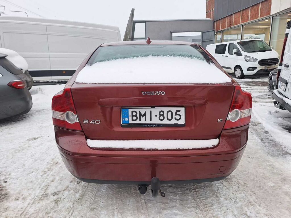 Volvo S40 2007 Punainen