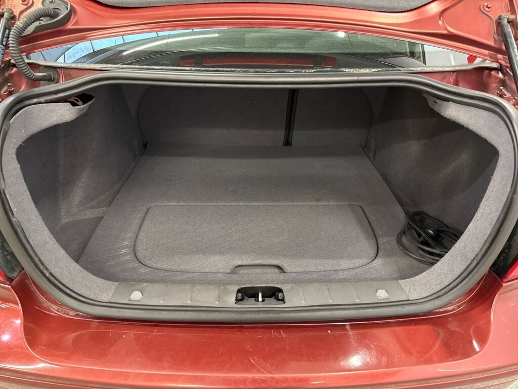 Volvo S40 2007 Punainen