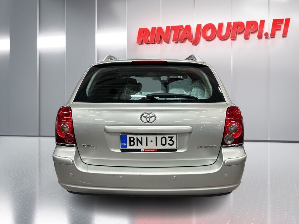 Toyota Avensis 2007 Hopea