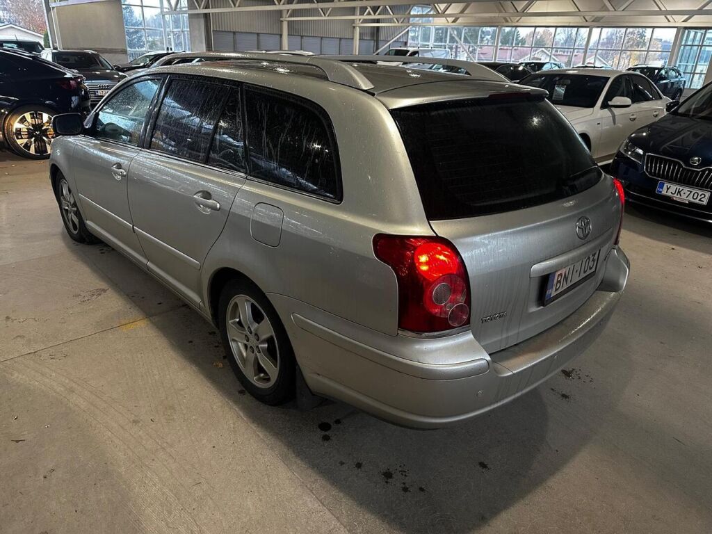 Toyota Avensis 2007 Hopea