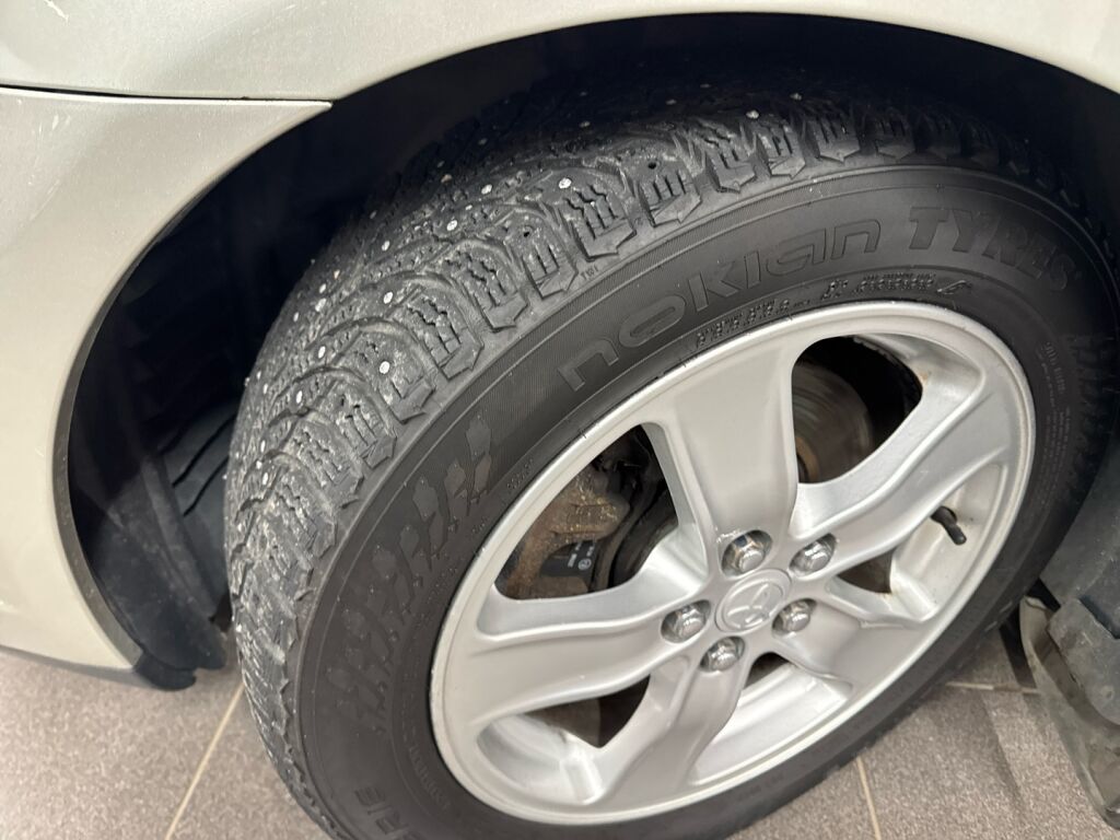 Toyota Avensis 2007 Hopea