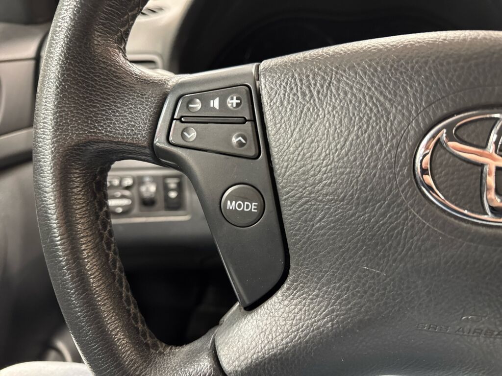 Toyota Avensis 2007 Hopea