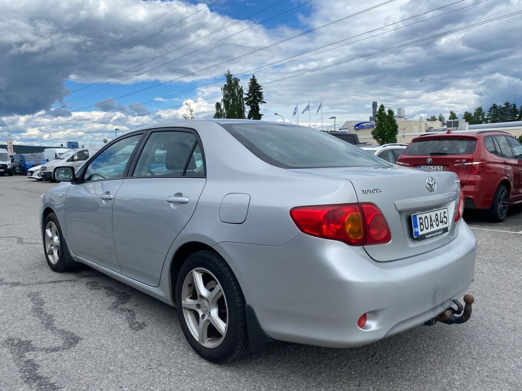 Toyota Corolla 2010 Hopea