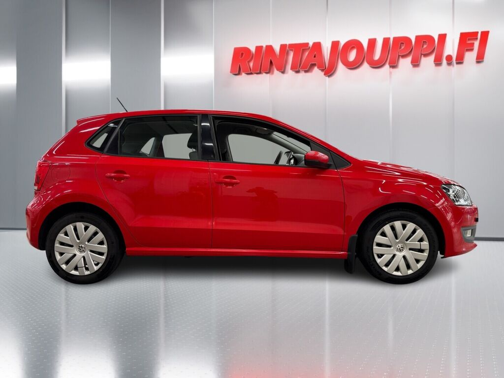 Volkswagen Polo 2010 Punainen