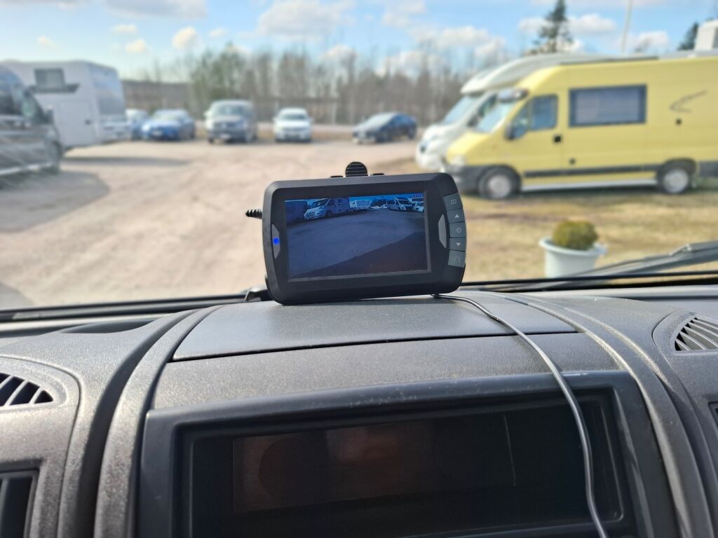 Adria Matrix Plus 680 SP 2011 Harmaa