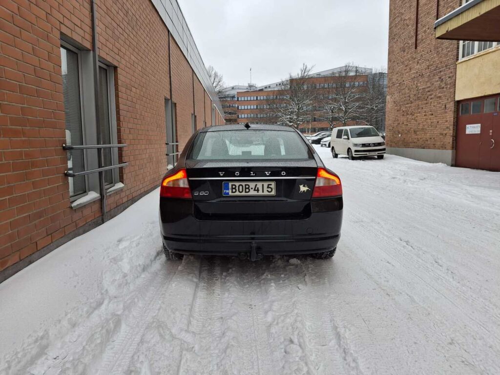 Volvo S80 2010 Musta