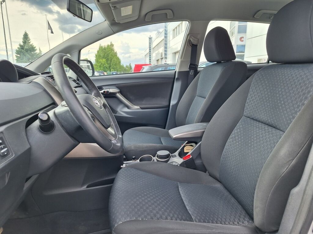 Toyota Verso 2010 Hopea