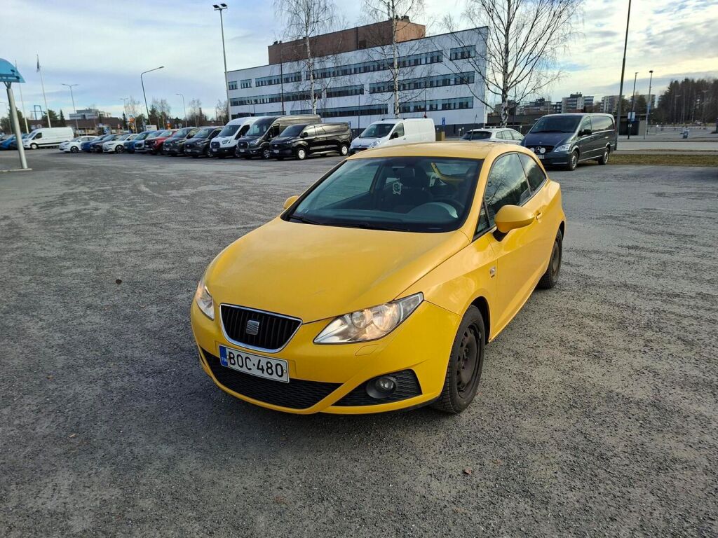Seat Ibiza SC 2010 Keltainen