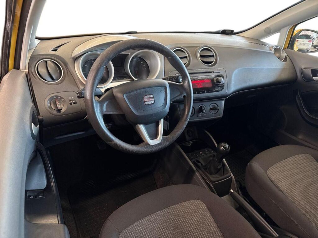 Seat Ibiza SC 2010 Keltainen