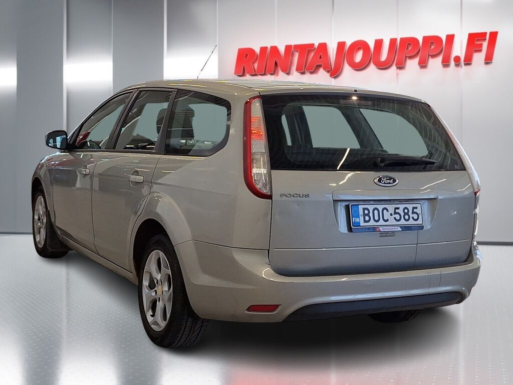 Ford Focus 2010 Harmaa
