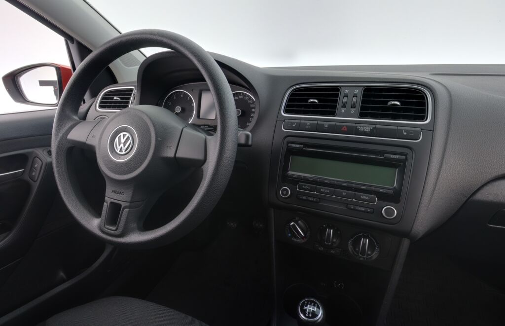 Volkswagen Polo 2010 Oranssi