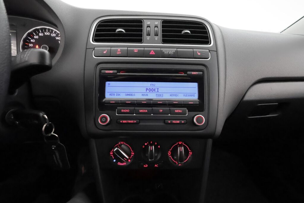 Volkswagen Polo 2010 Oranssi