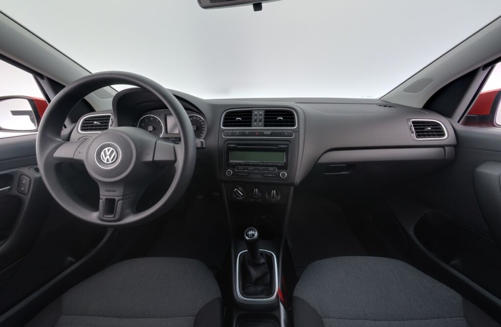Volkswagen Polo 2010 Oranssi