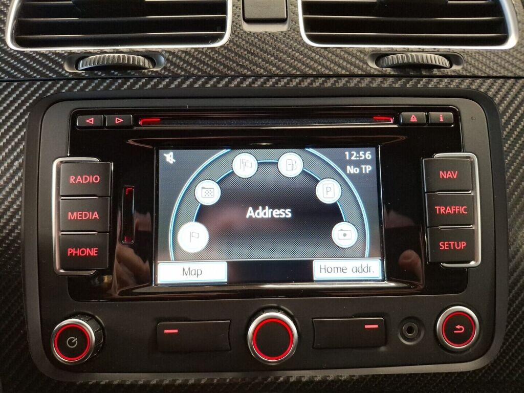 Volkswagen Golf 2010 Musta