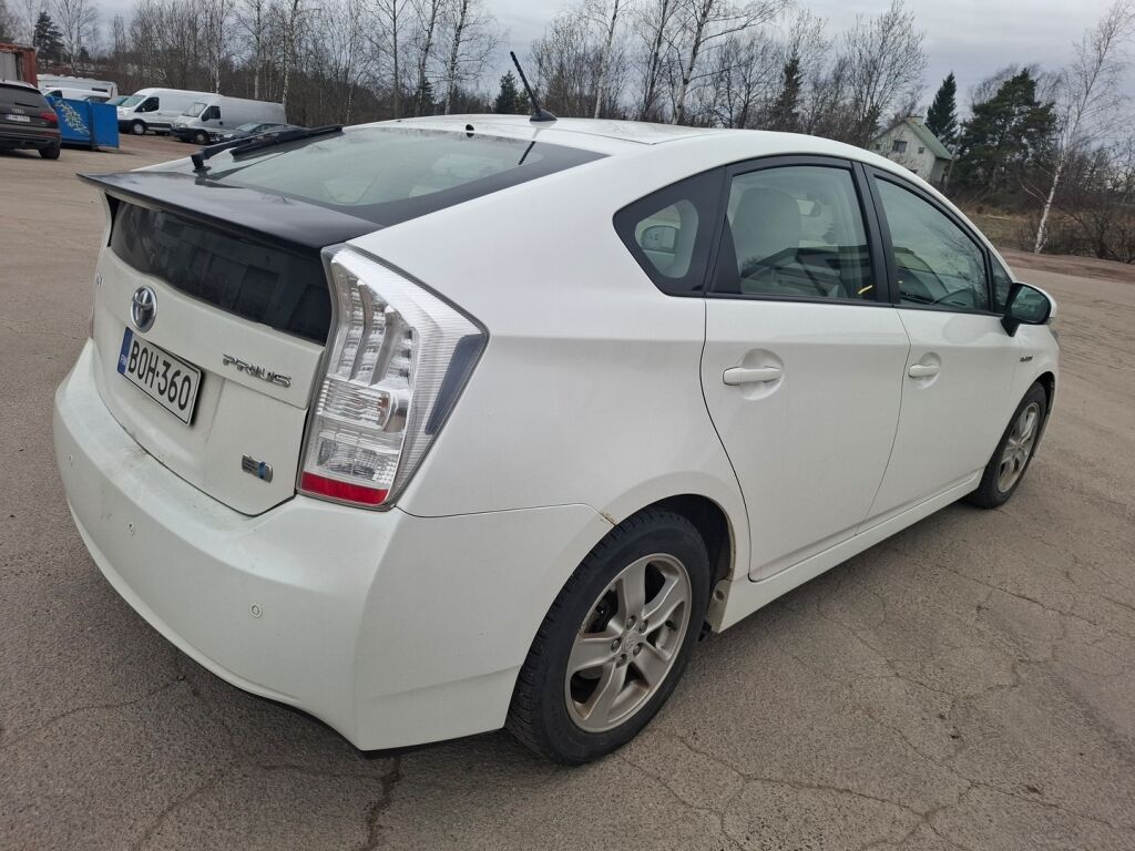 Toyota Prius 2010 Valkoinen