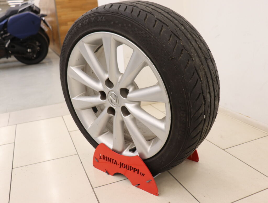 Lexus IS 2010 Valkoinen