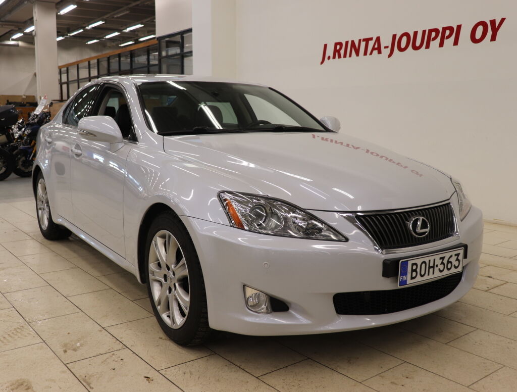 Lexus IS 2010 Valkoinen
