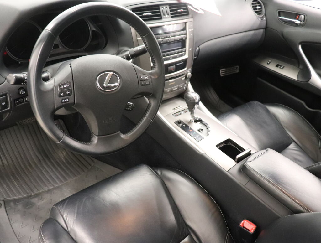 Lexus IS 2010 Valkoinen