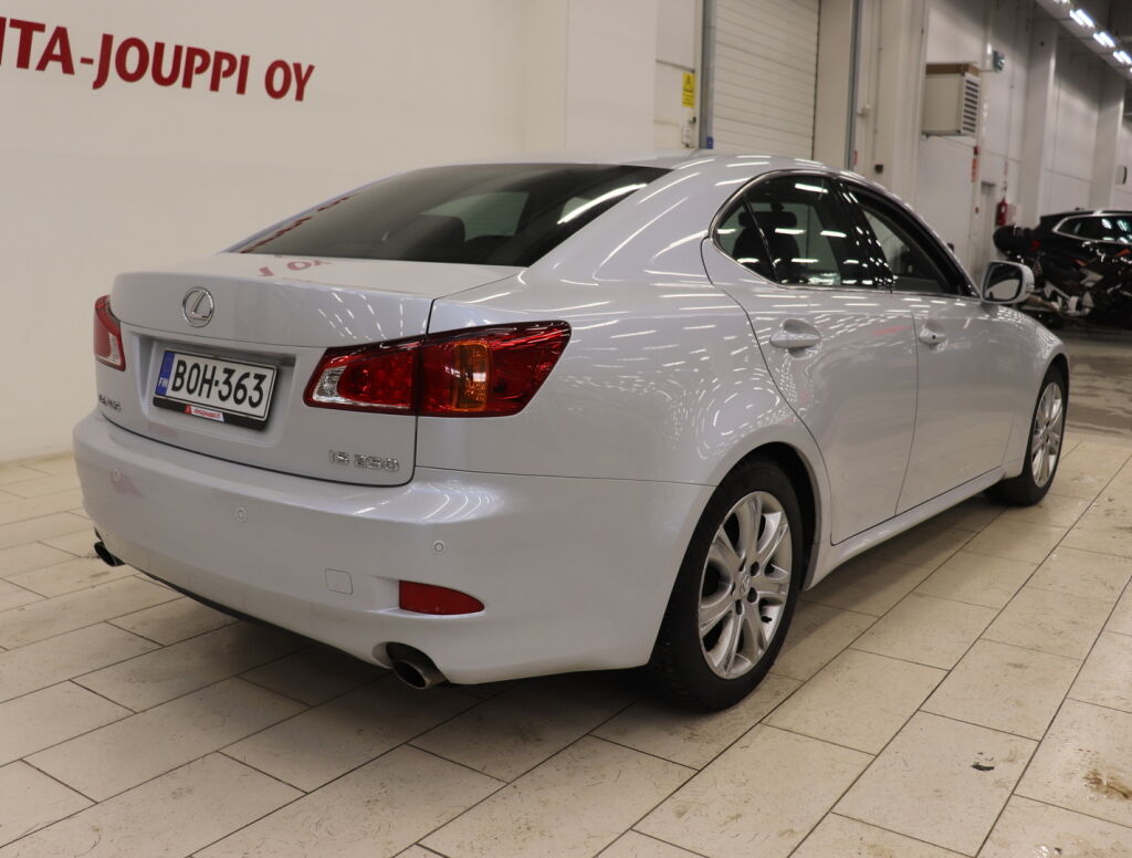 Lexus IS 2010 Valkoinen