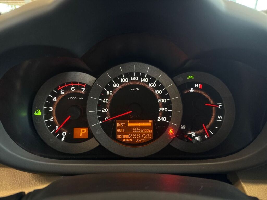 Toyota RAV4 2010 Musta