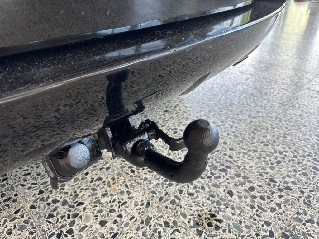 Toyota RAV4 2010 Musta