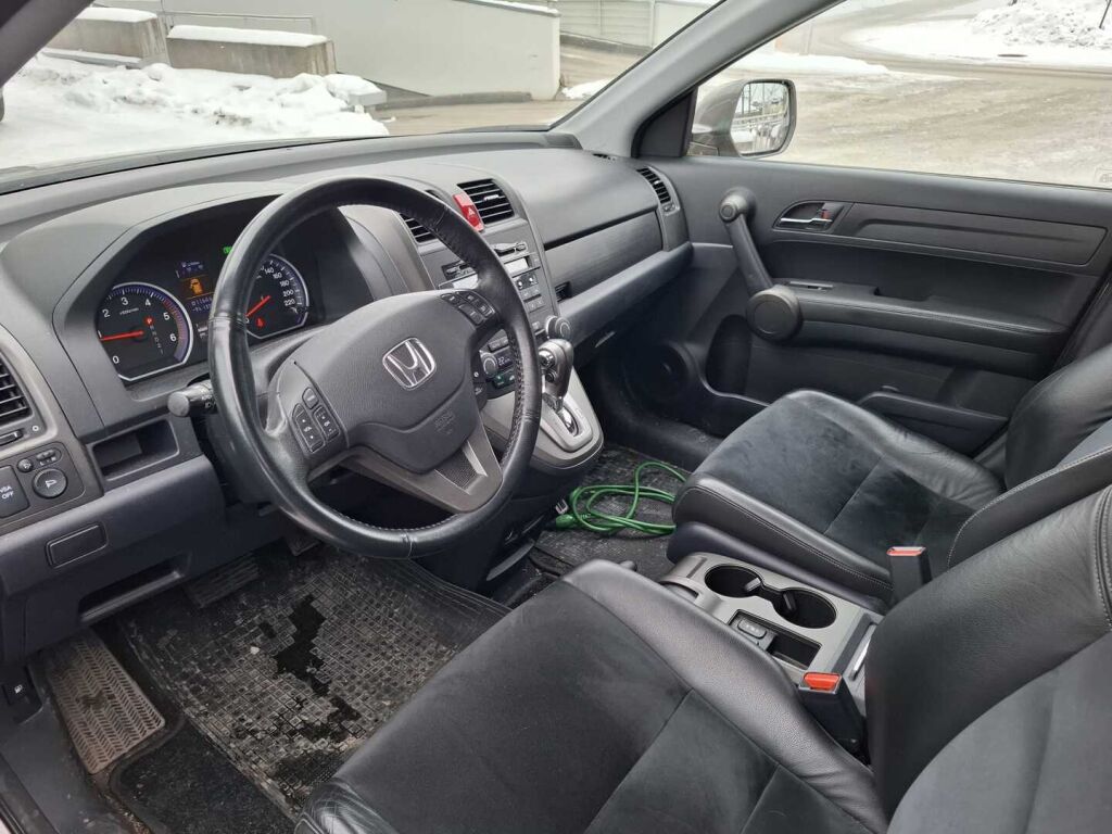 Honda CR-V 2010 Ruskea (beige)