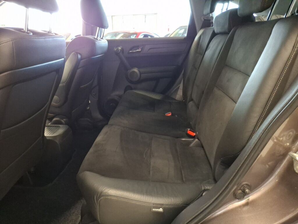 Honda CR-V 2010 Ruskea (beige)