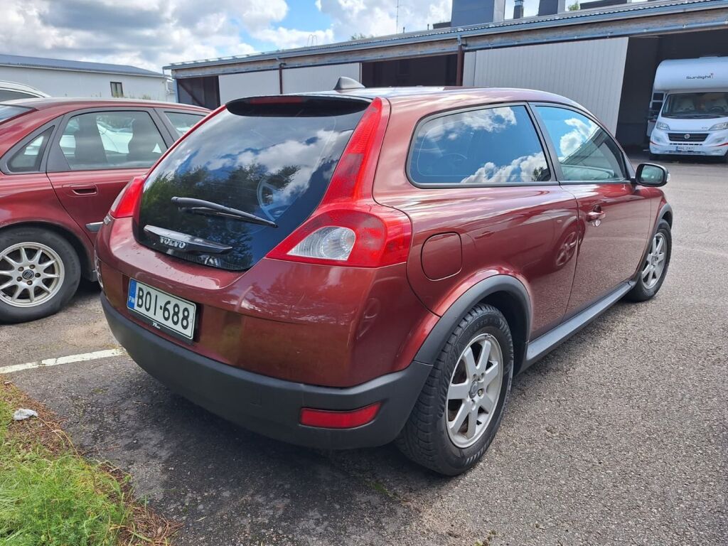 Volvo C30 2006 Punainen