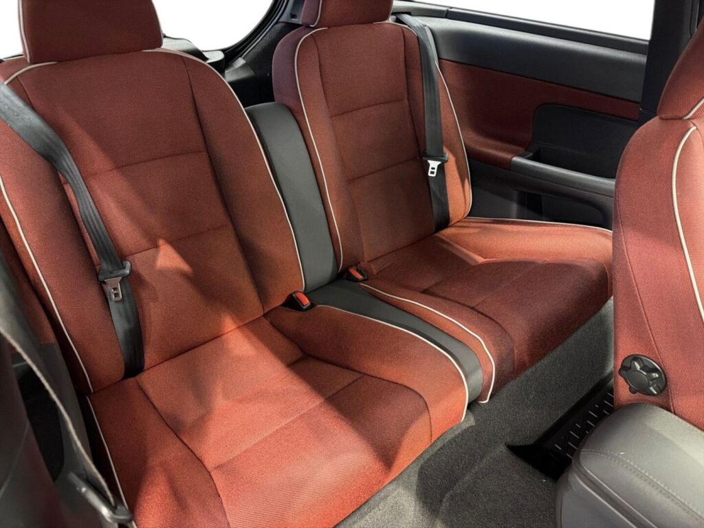 Volvo C30 2006 Punainen