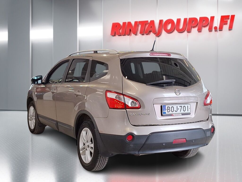 Nissan Qashqai+2 2010 Ruskea (beige)