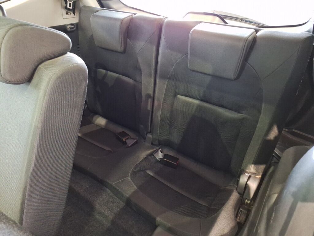 Nissan Qashqai+2 2010 Ruskea (beige)
