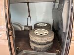 Volkswagen Transporter 2010 Ruskea (beige)