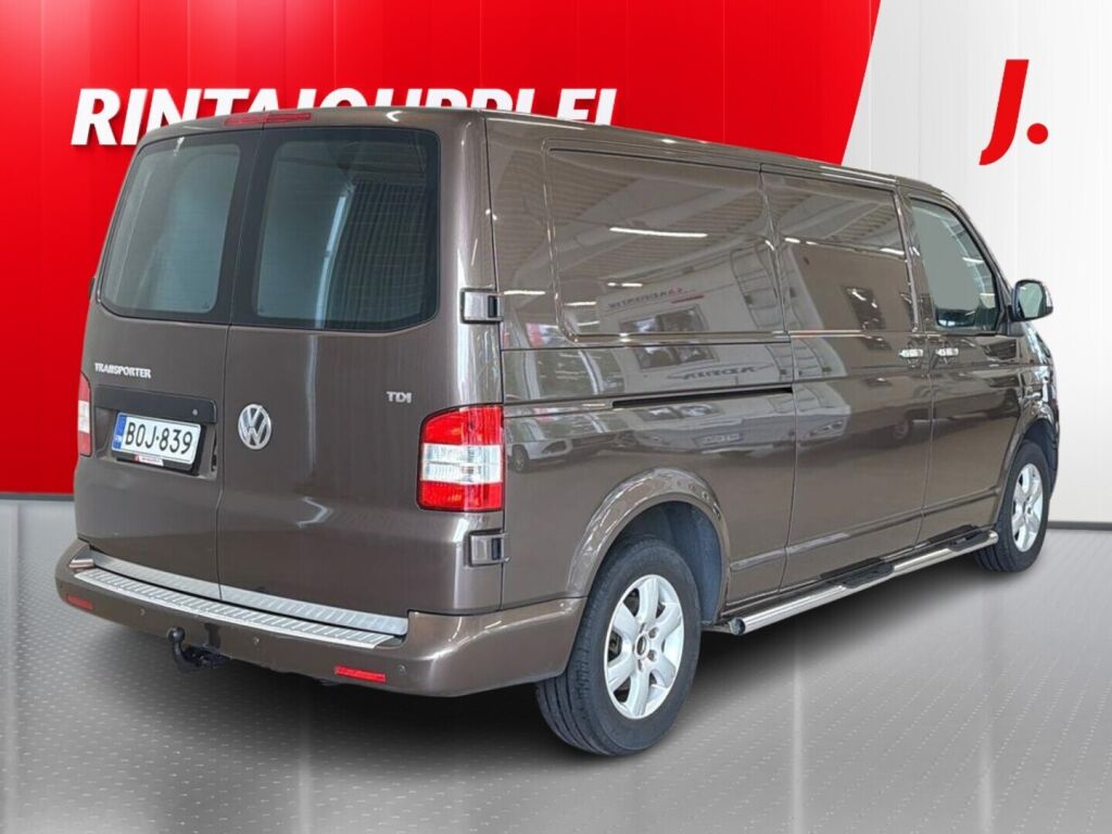 Volkswagen Transporter 2010 Ruskea (beige)