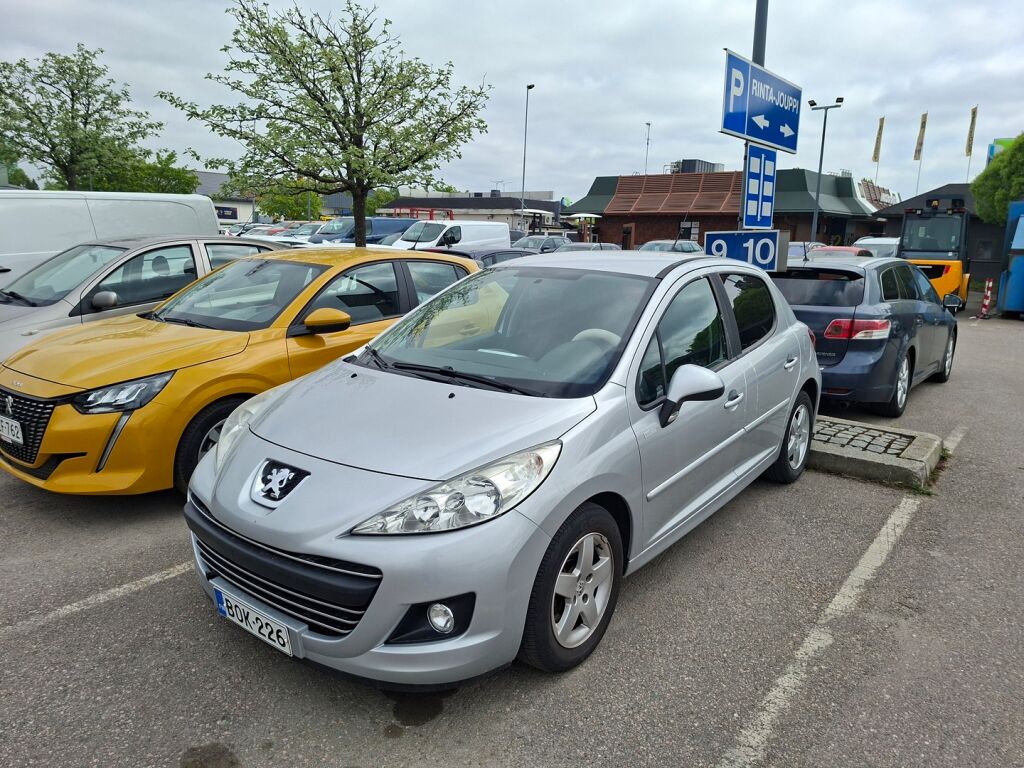 Peugeot 207 2010 Harmaa