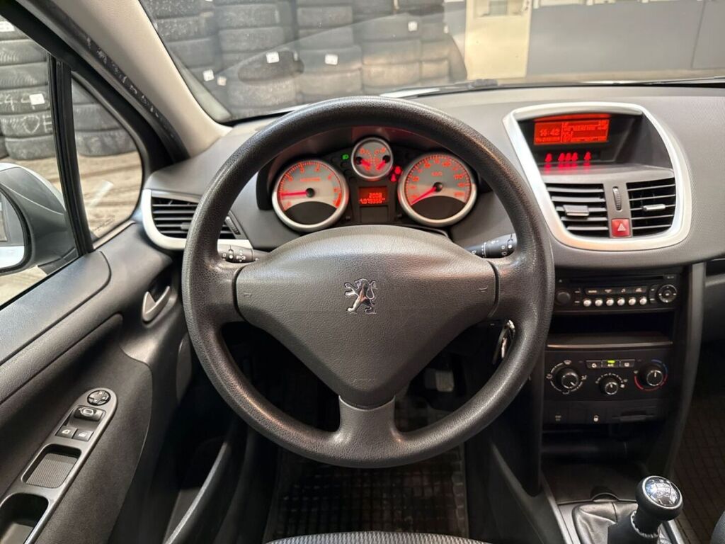 Peugeot 207 2010 Harmaa