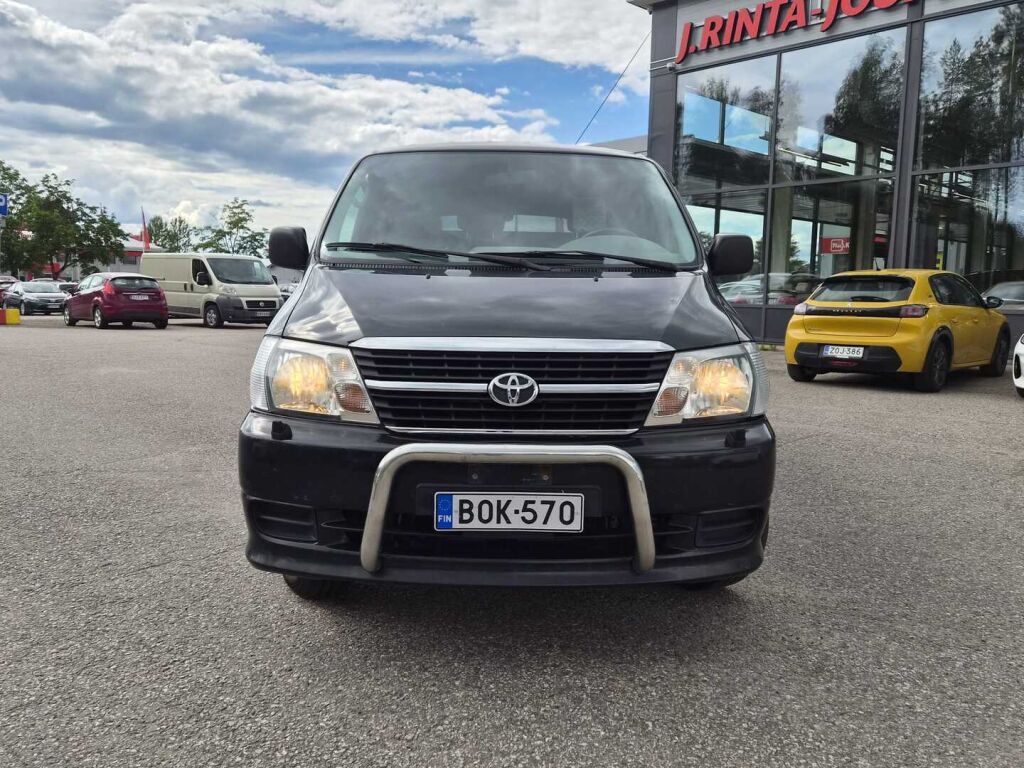 Toyota Hiace 2010 Musta
