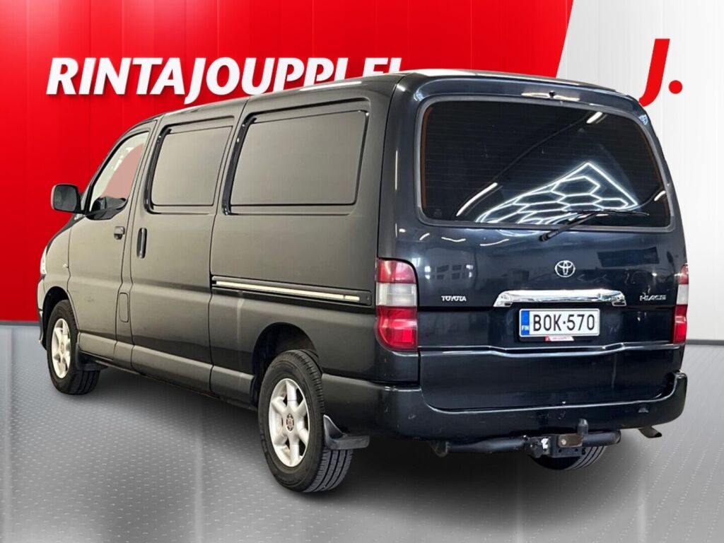 Toyota Hiace 2010 Musta