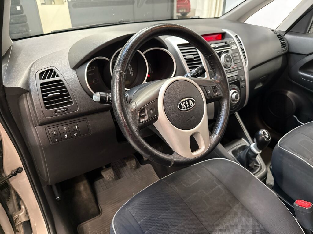 Kia Venga 2010 Hopea