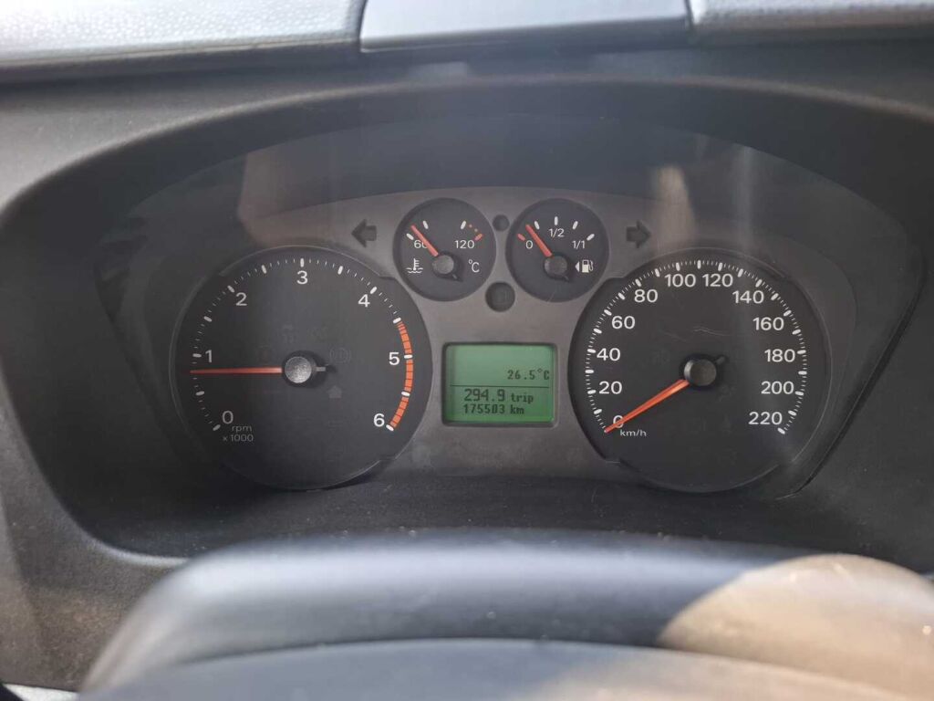 Bürstner Nexxo T 660 2008 Valkoinen