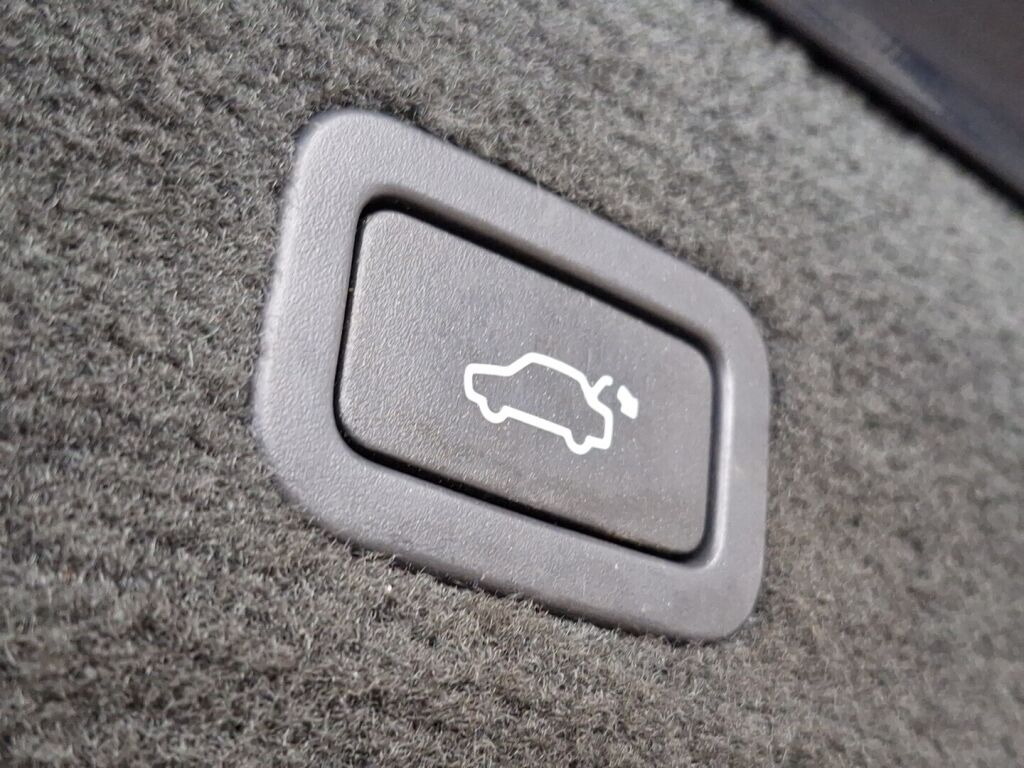 Volvo XC70 2010 Sininen