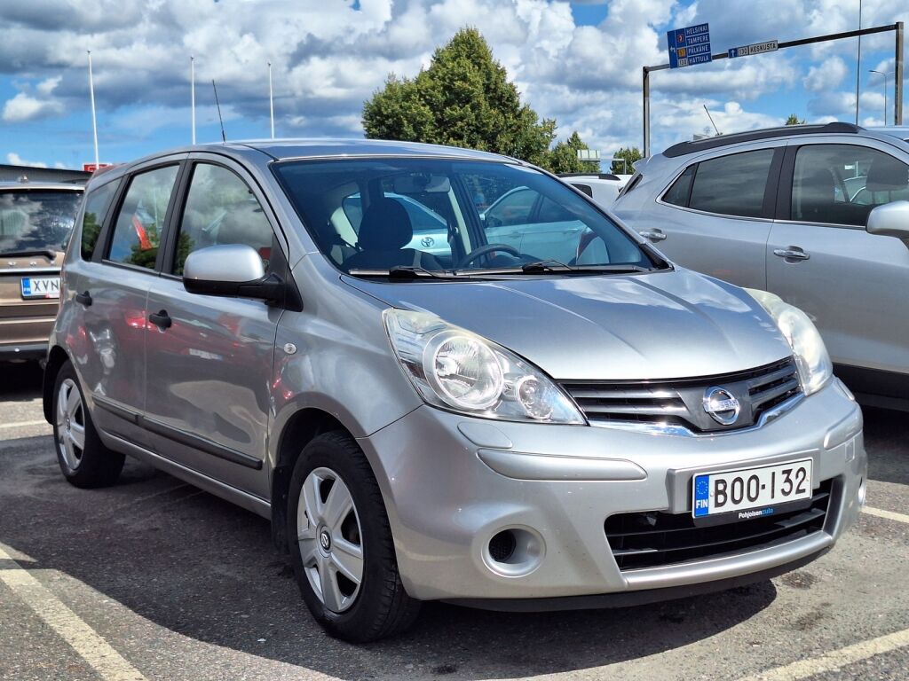 Nissan Note 2011 Hopea