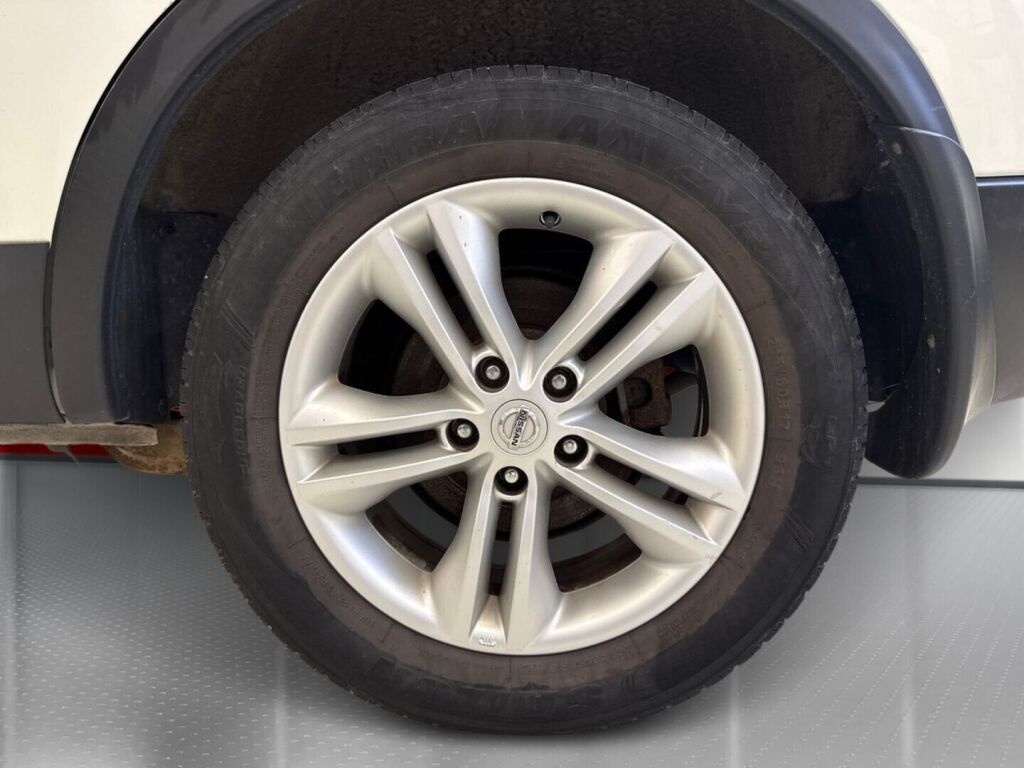 Nissan Qashqai+2 2011 Valkoinen