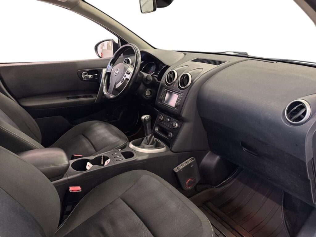 Nissan Qashqai+2 2011 Valkoinen