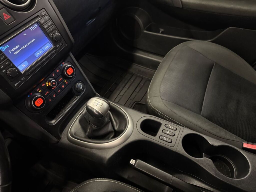 Nissan Qashqai+2 2011 Valkoinen