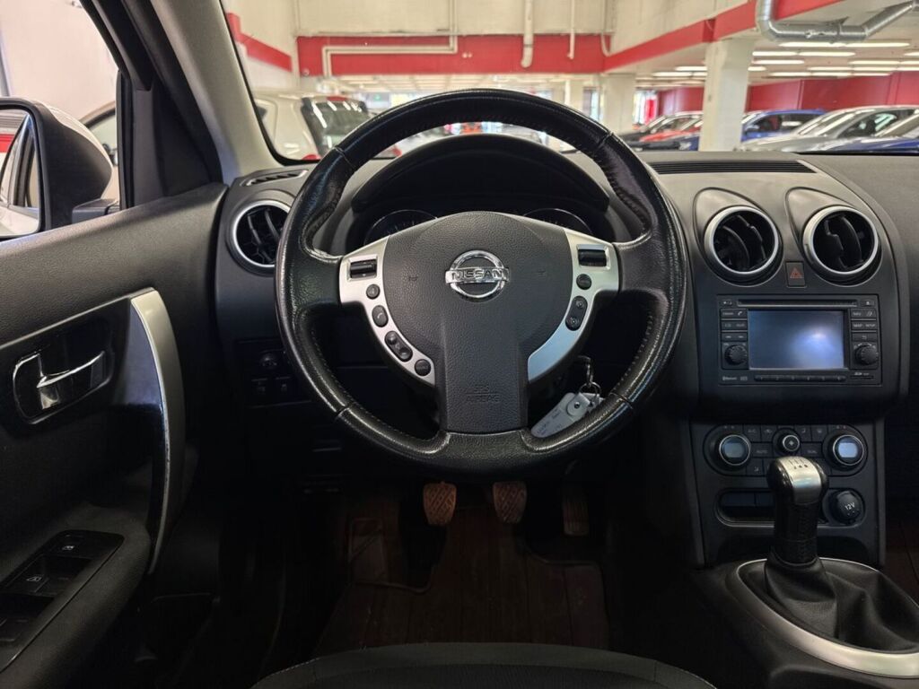 Nissan Qashqai+2 2011 Valkoinen