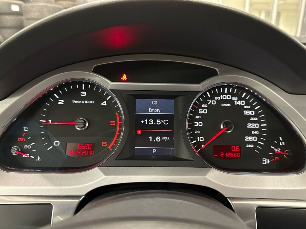 Audi A6 2011 Valkoinen